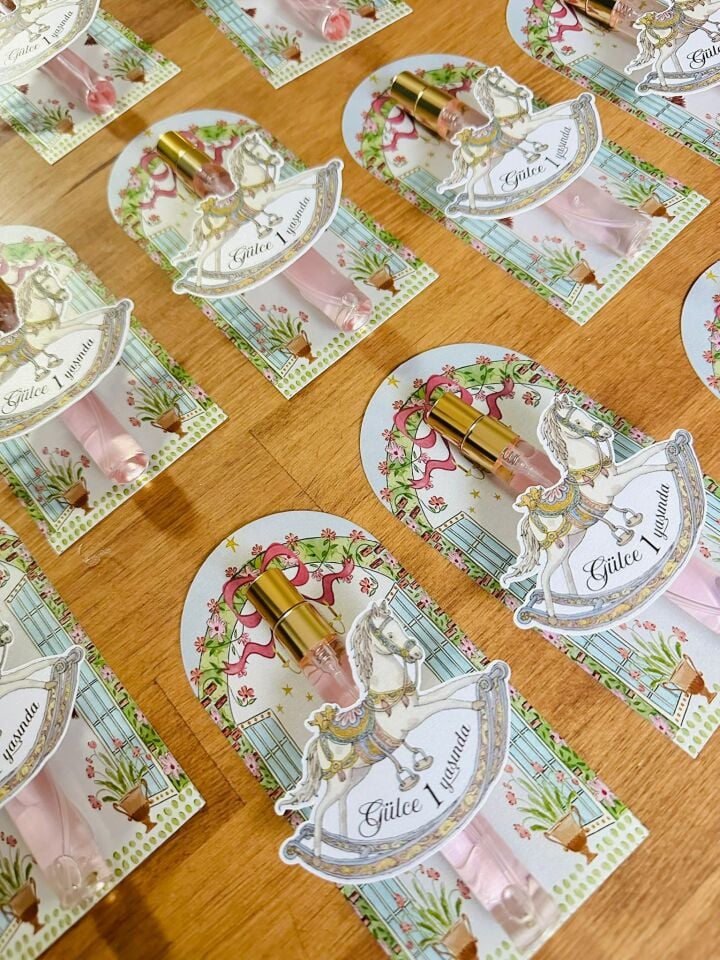 Hediyelik Kolonya ve kartı 15 ADET