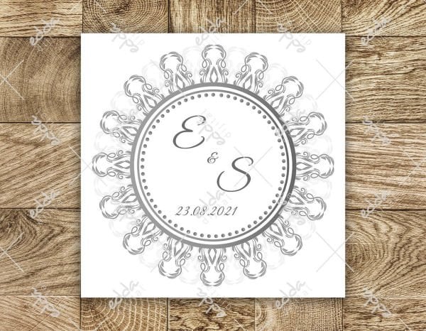 Beyaz Zemin Üzerine İşlemeli Dans Pisti Kaplaması