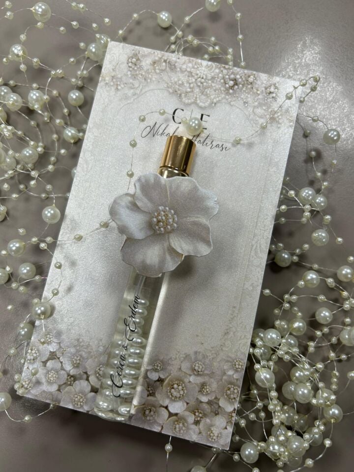 Hediyelik Kolonya ve kartı 15 ADET