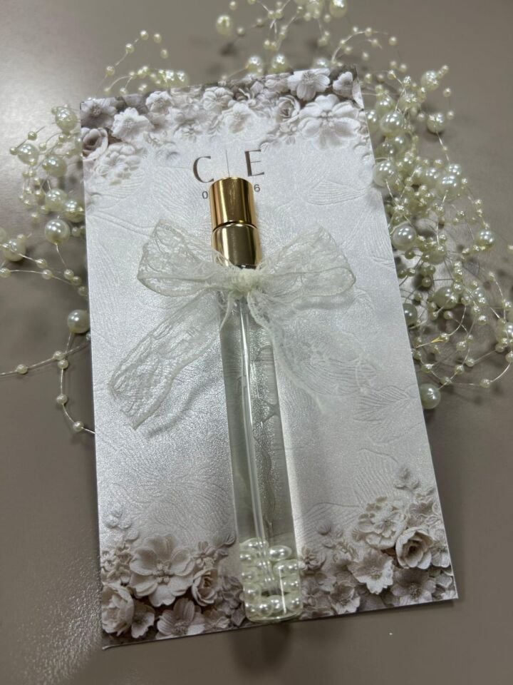 Hediyelik Kolonya ve kartı 15 ADET