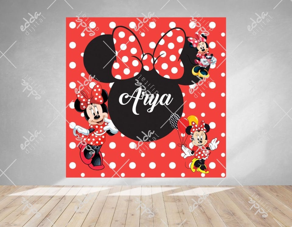 Minnie Mouse Temalı Doğum Günü Afişi