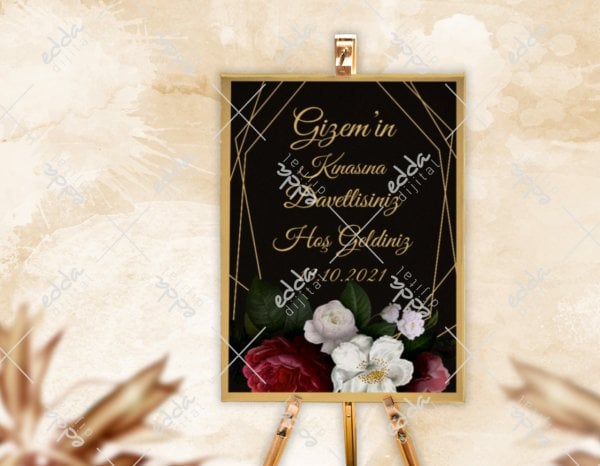 Fuşya ve Beyaz Çiçek Detaylı Karşılama Panosu